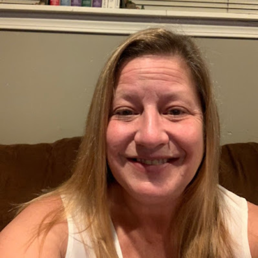 Meet your Posher, Carolyn